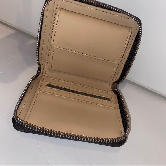 Brand New GUESS Wallet Brown G Logo Clutch NWT Small Coin Pouch Card Tempe SLG - Picture 4 of 6